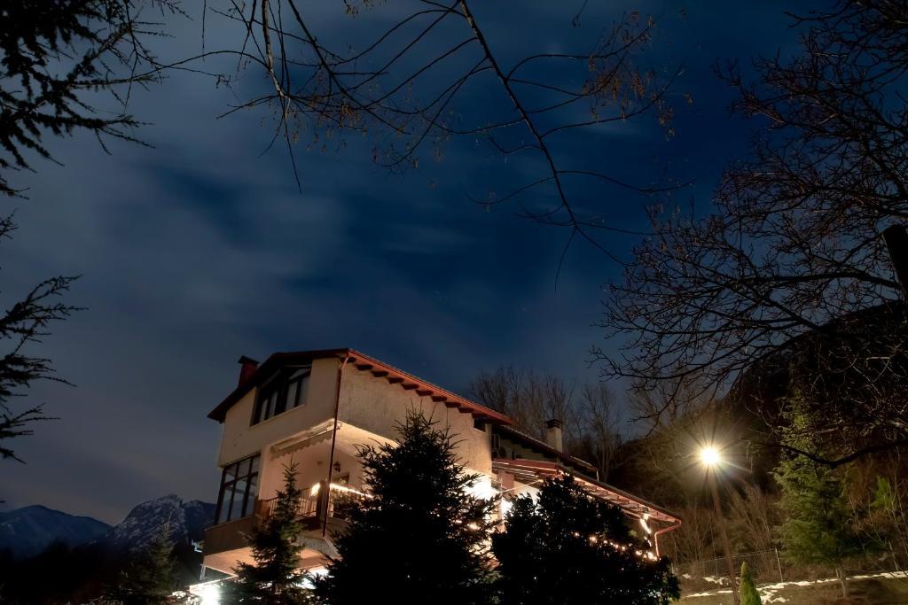 Militsa Guesthouse 나우사이마티아스 외부 사진