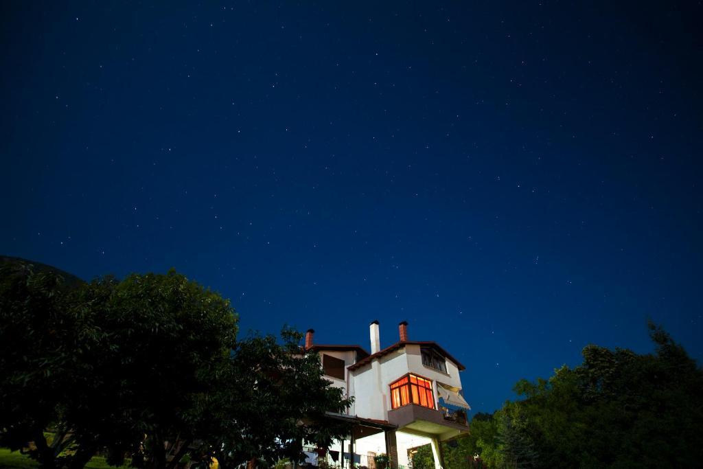 Militsa Guesthouse 나우사이마티아스 외부 사진