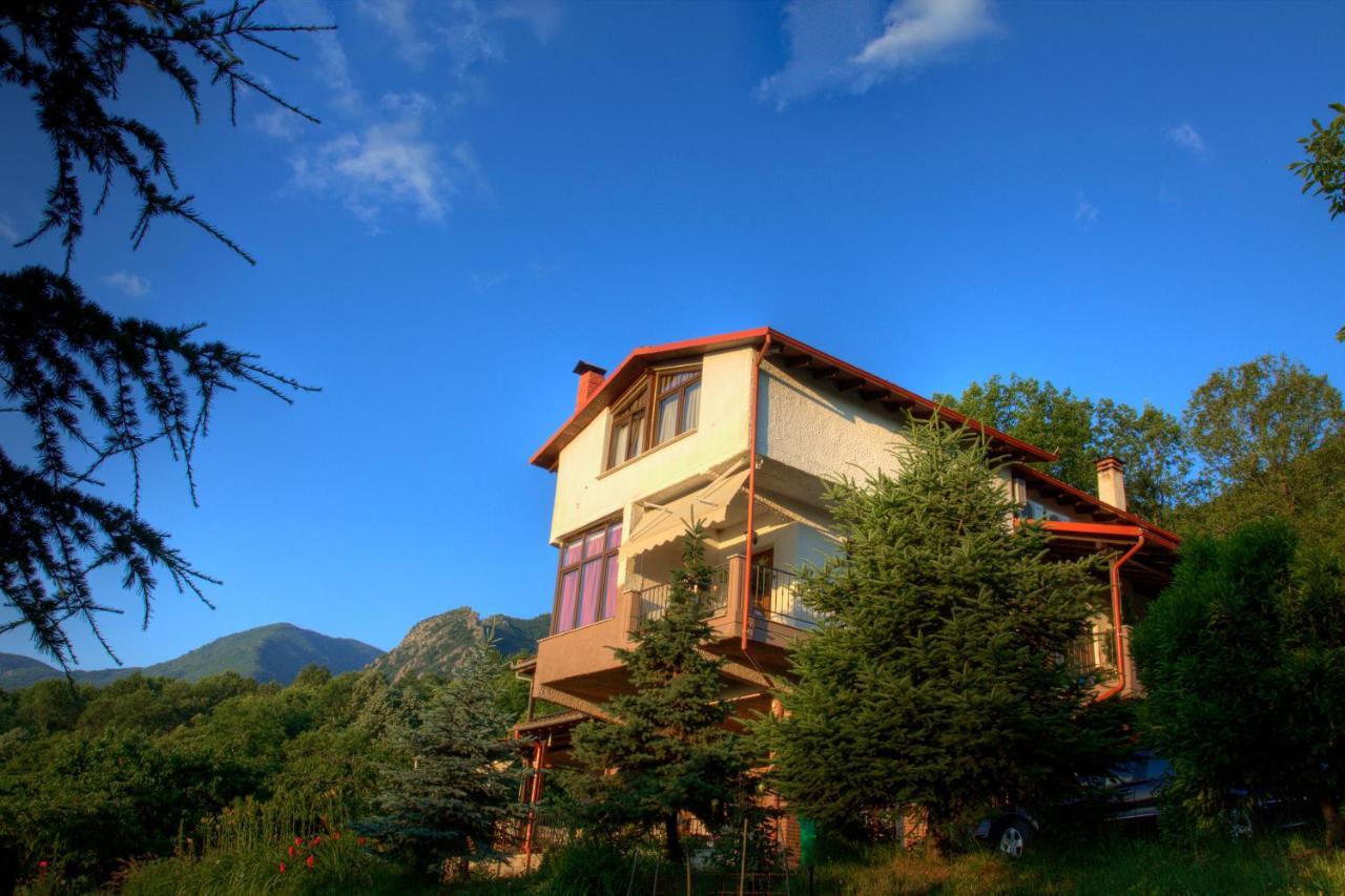 Militsa Guesthouse 나우사이마티아스 외부 사진